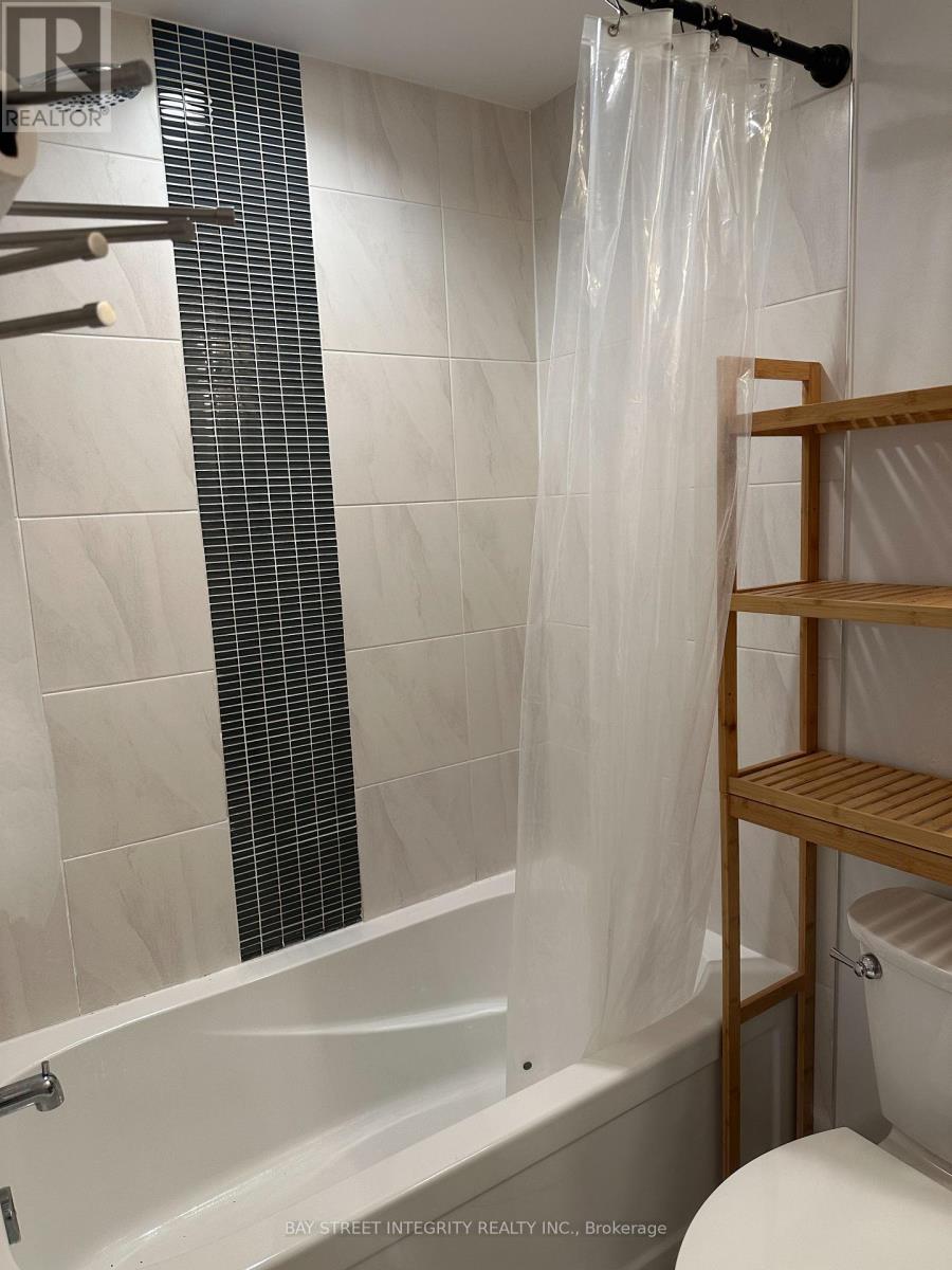 202 - 1 Redfern Avenue, Hamilton, Ontario  L9C 0E6 - Photo 27 - X13020278