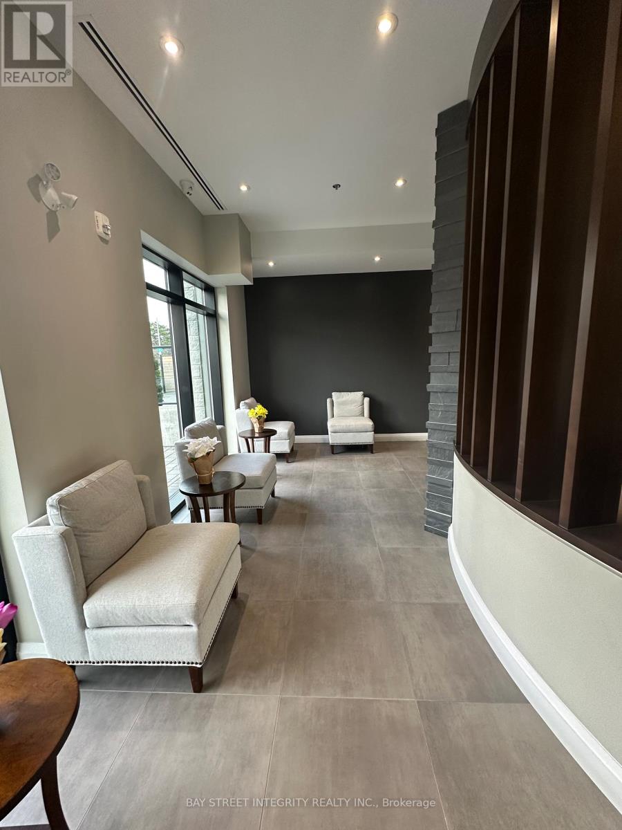 202 - 1 Redfern Avenue, Hamilton, Ontario  L9C 0E6 - Photo 3 - X13020278