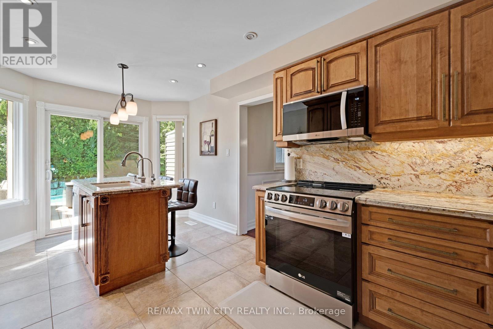 477 Burnett Avenue, Cambridge, Ontario  N1T 1L6 - Photo 12 - X13020350