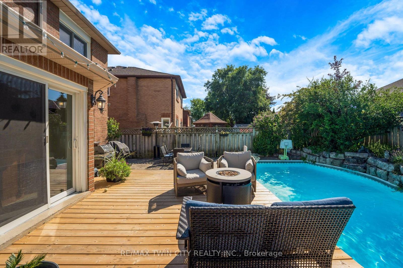 477 Burnett Avenue, Cambridge, Ontario  N1T 1L6 - Photo 33 - X13020350