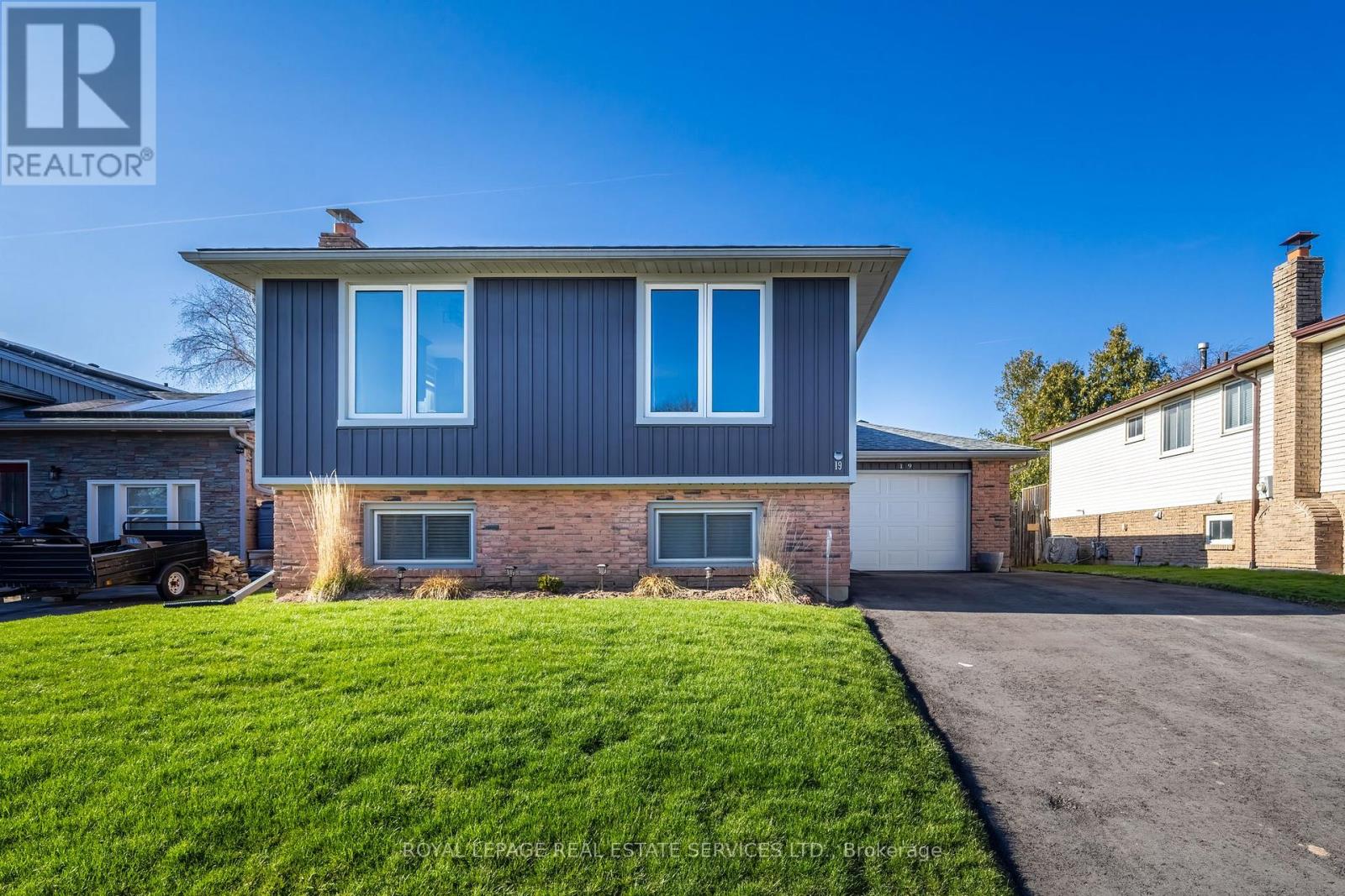 19 SOUTHGLEN ROAD, Brant, Ontario