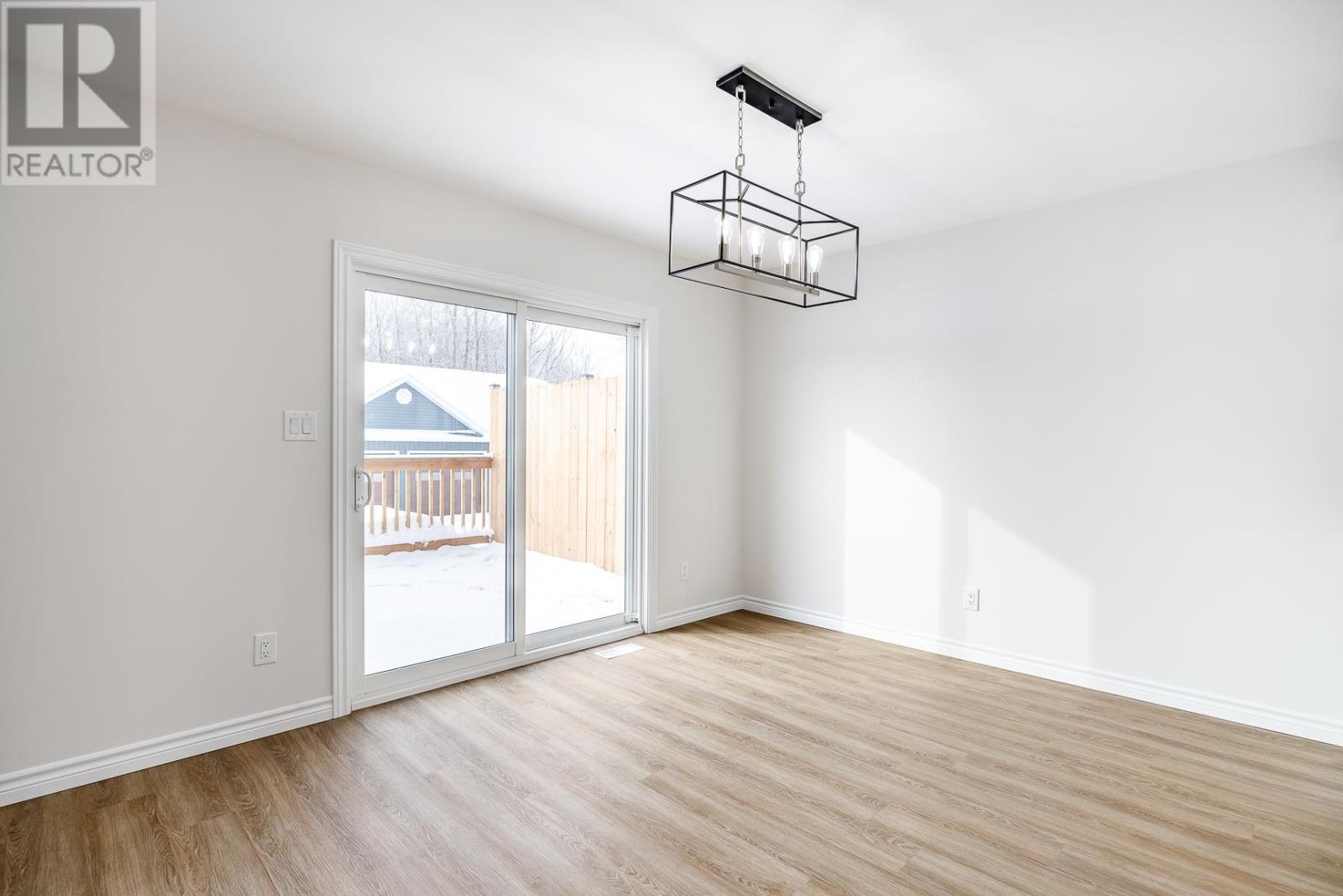 255 East Balfour St, Sault Ste. Marie, Ontario  P6C 1W9 - Photo 16 - SM253420