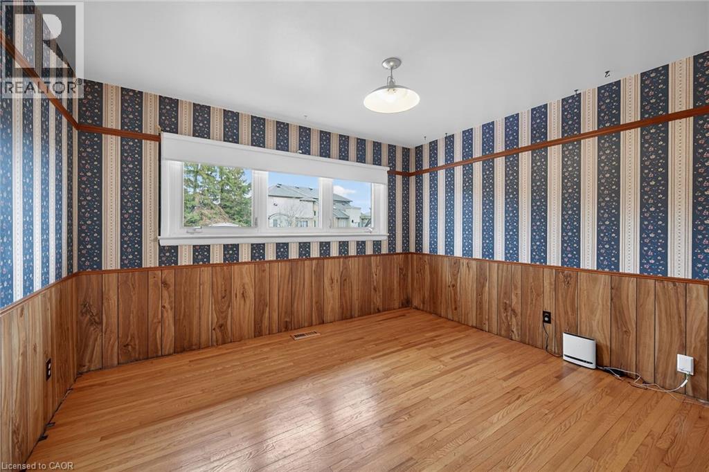 156 Chesley Street, Hamilton, Ontario  L9C 3W3 - Photo 15 - 40822476