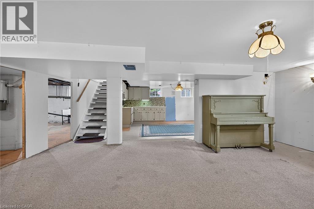 156 Chesley Street, Hamilton, Ontario  L9C 3W3 - Photo 21 - 40822476