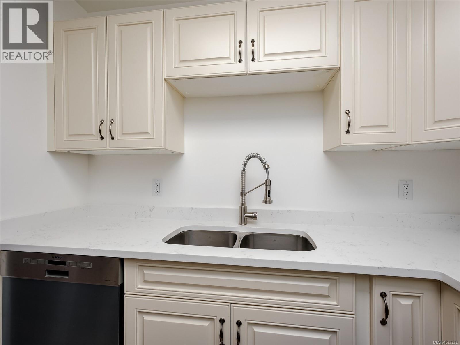 104 689 Bay St, Victoria, British Columbia  V8T 5H9 - Photo 6 - 1027272