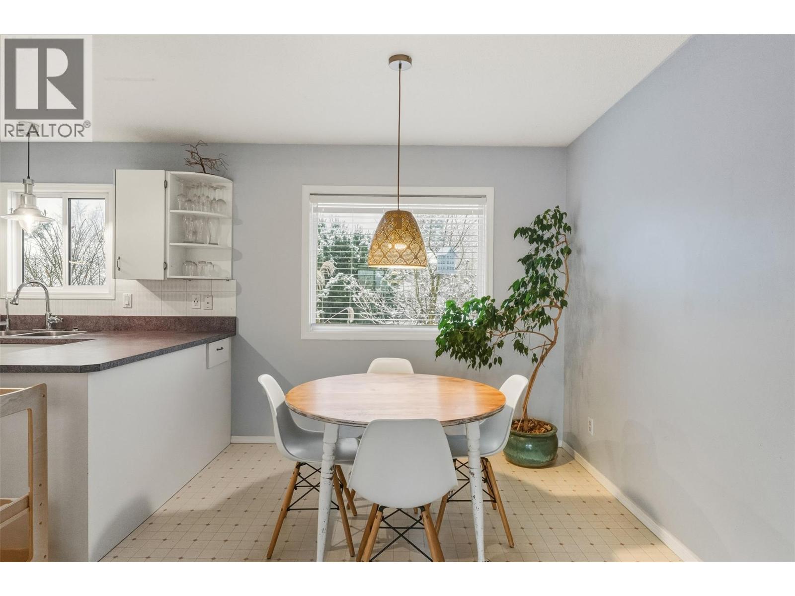 13031 Steven Avenue, Summerland, British Columbia  V0H 1Z0 - Photo 11 - 10370240