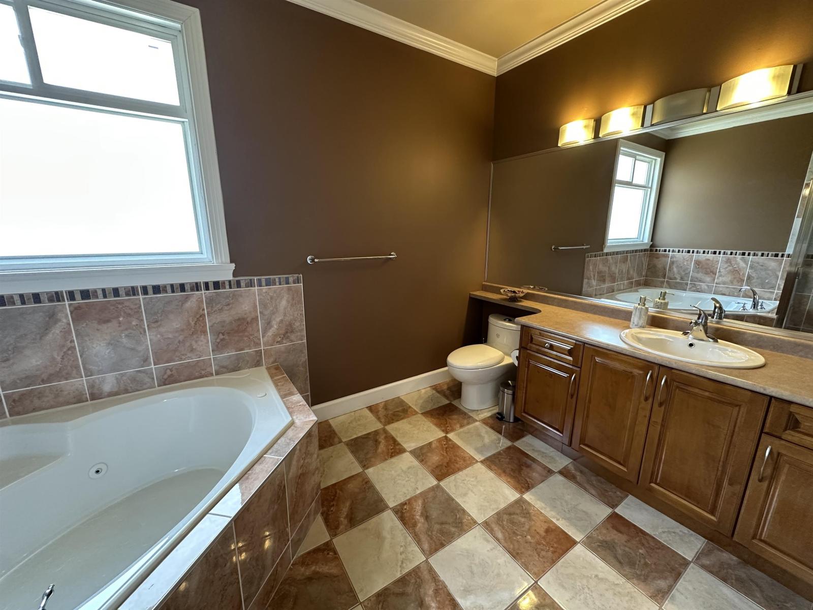 7021 132 Street, Surrey, British Columbia  V3W 6P1 - Photo 14 - R3111755