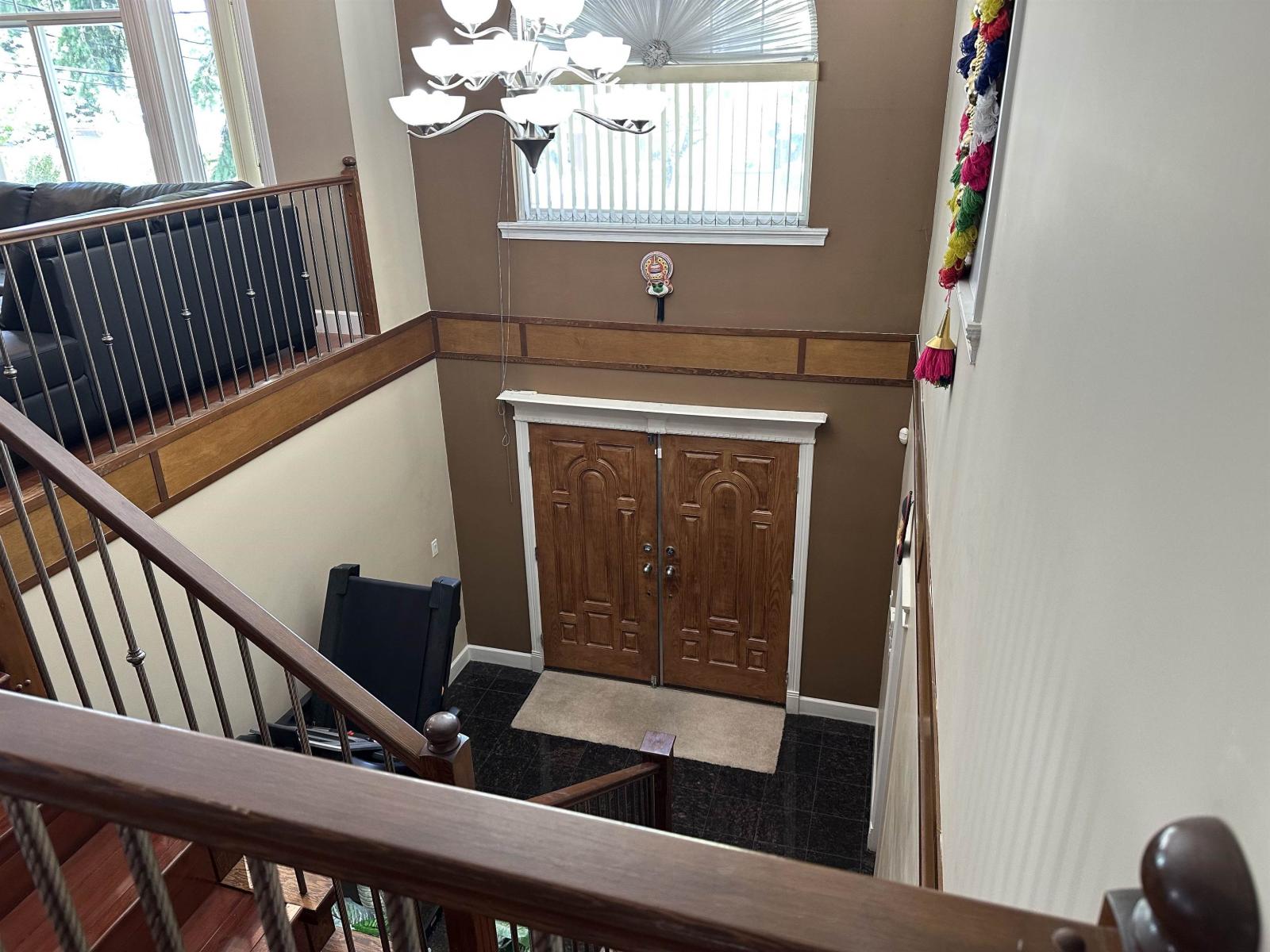 7021 132 Street, Surrey, British Columbia  V3W 6P1 - Photo 3 - R3111755