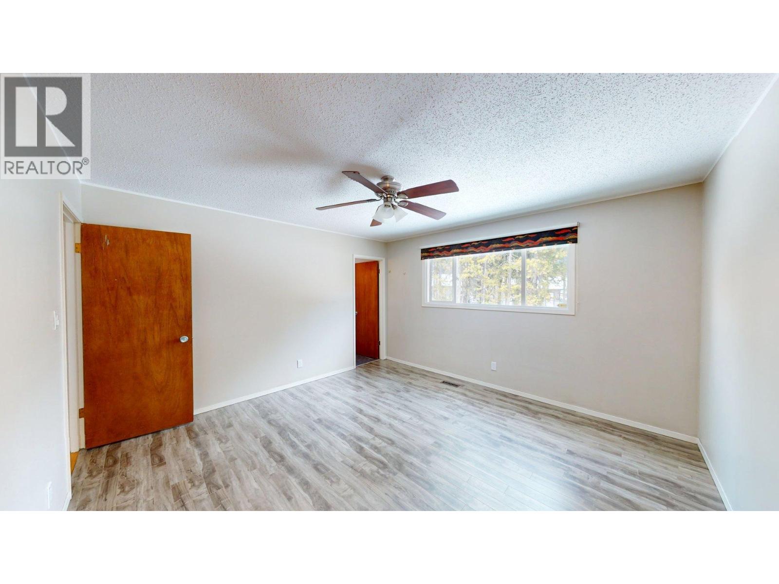 771 Ferguson Crescent, Elkford, British Columbia  V0B 1H0 - Photo 12 - 10375202