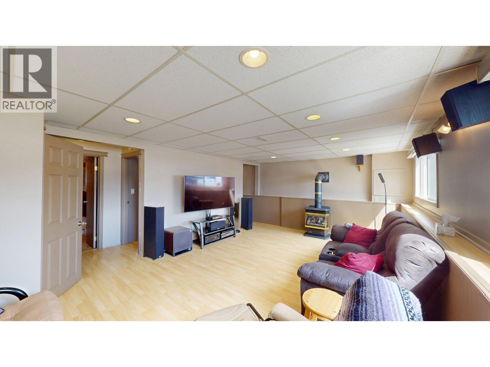 771 Ferguson Crescent, Elkford, British Columbia  V0B 1H0 - Photo 20 - 10375202