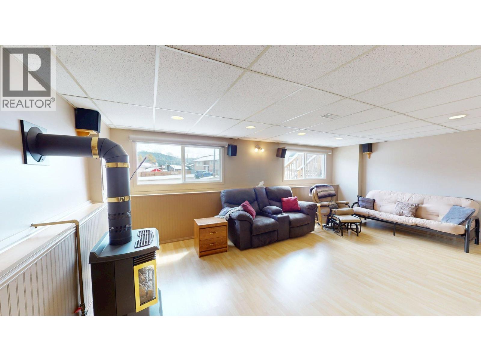 771 Ferguson Crescent, Elkford, British Columbia  V0B 1H0 - Photo 22 - 10375202