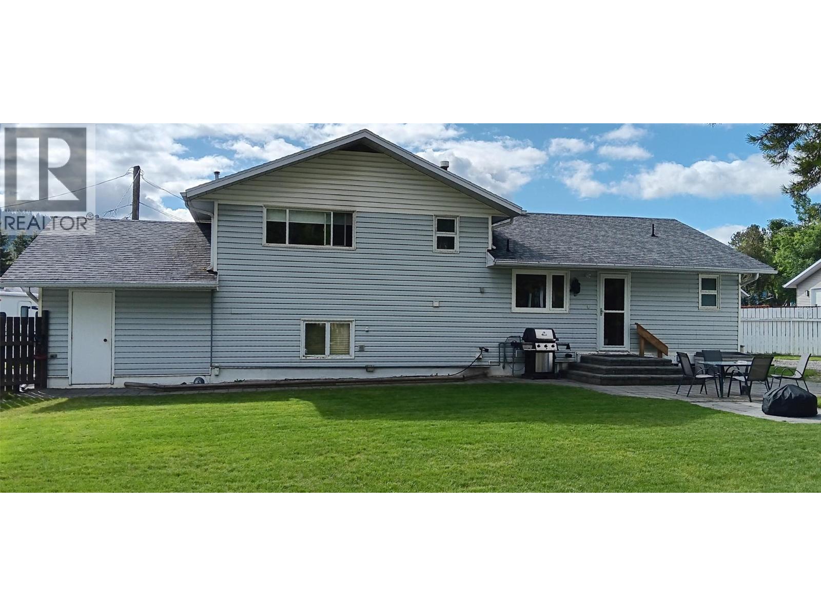 771 Ferguson Crescent, Elkford, British Columbia  V0B 1H0 - Photo 30 - 10375202