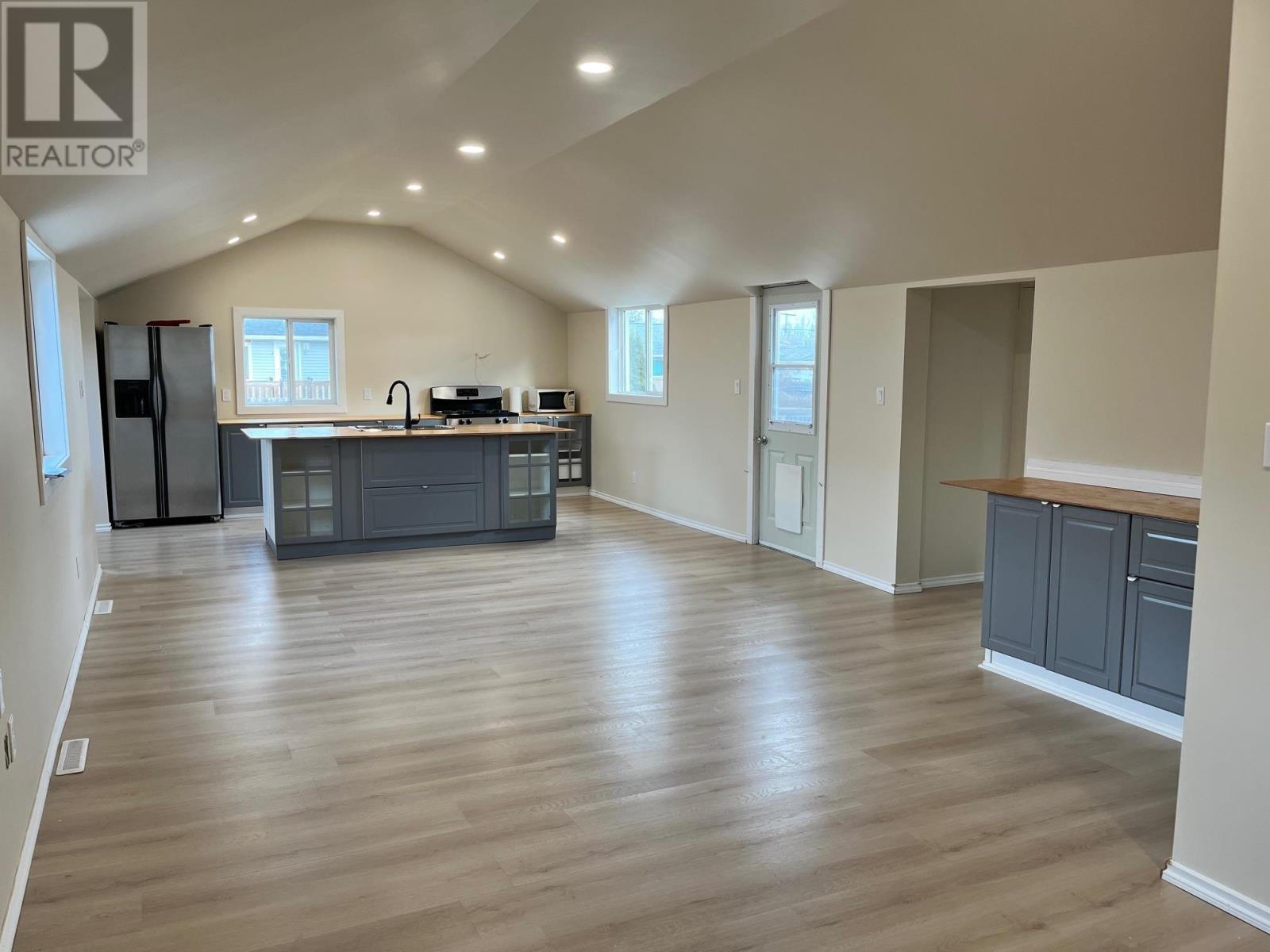 8 Elliot Street, Cochenour, Ontario  P0V 1L0 - Photo 12 - TB2600572