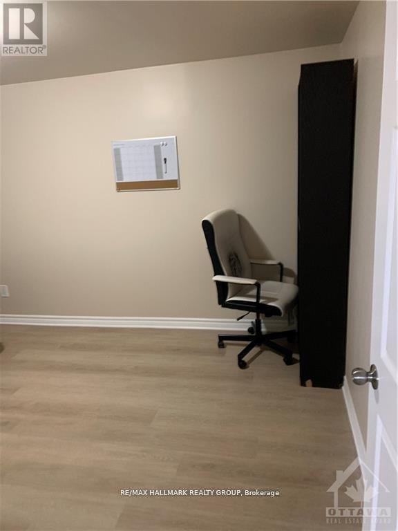 1721 Queensdale Avenue, Ottawa, Ontario  K1T 1J5 - Photo 11 - X13020584