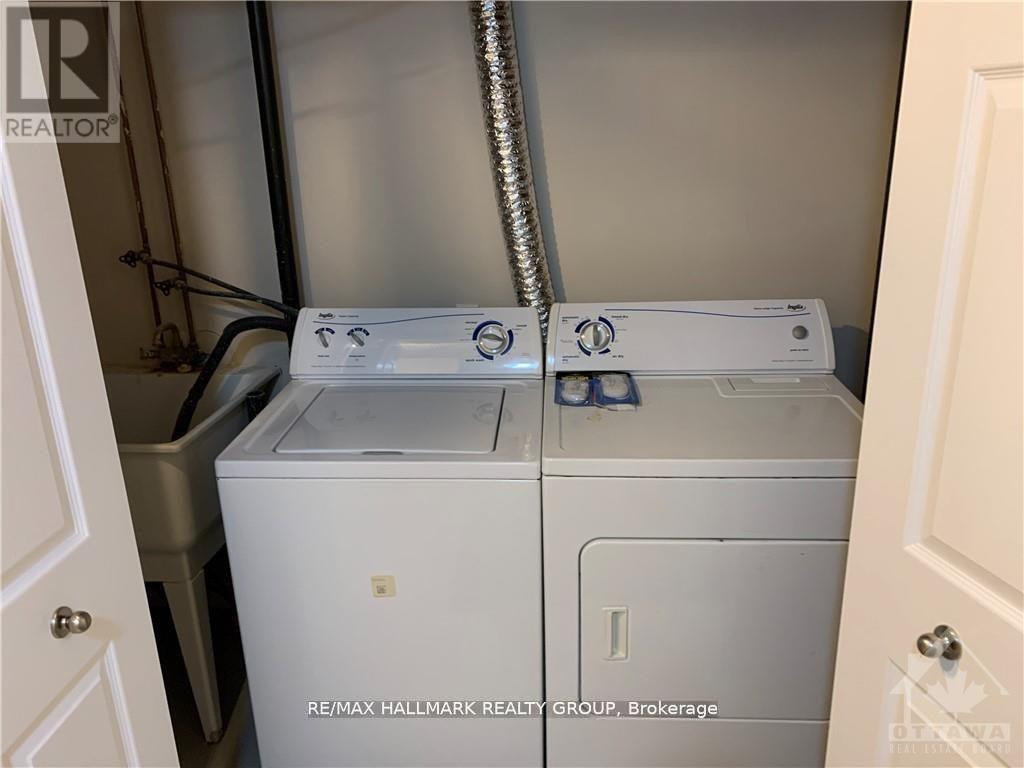 1721 Queensdale Avenue, Ottawa, Ontario  K1T 1J5 - Photo 6 - X13020584