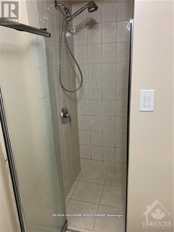 1721 Queensdale Avenue, Ottawa, Ontario  K1T 1J5 - Photo 8 - X13020584