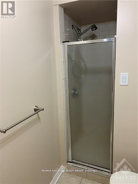 1721 Queensdale Avenue, Ottawa, Ontario  K1T 1J5 - Photo 9 - X13020584