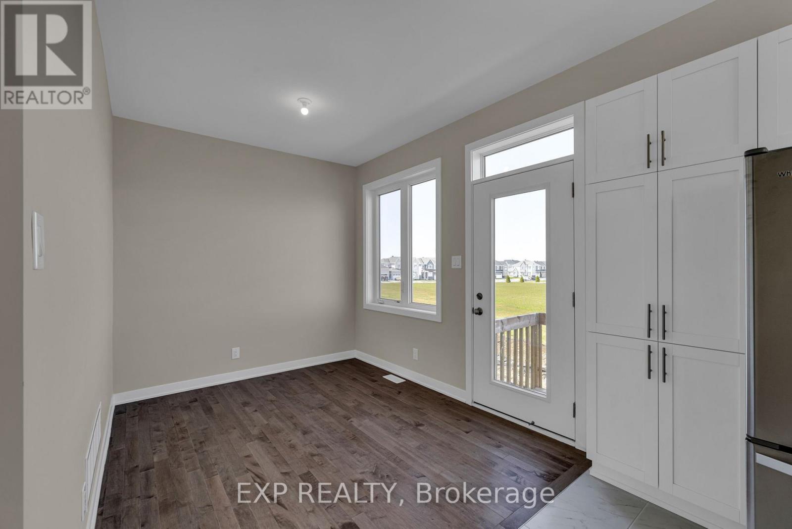 417 Epoch Street, Ottawa, Ontario  K2J 6X5 - Photo 15 - X13020658