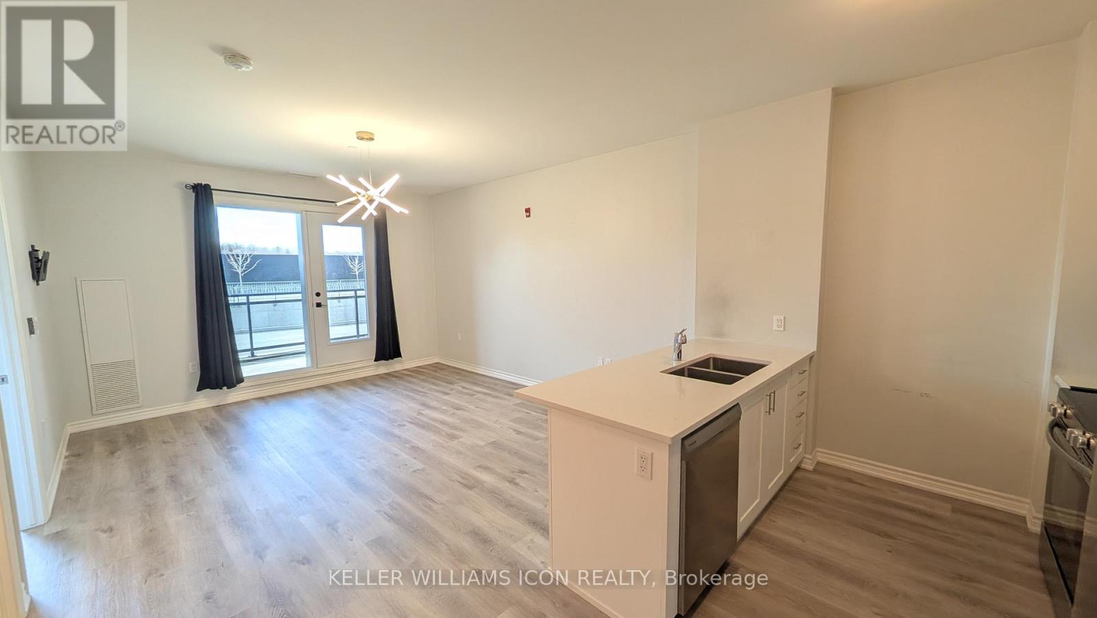 112 - 1350 Hemlock Road, Ottawa, Ontario  K1K 5C2 - Photo 9 - X13004490