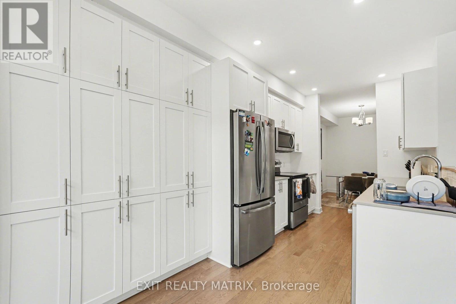 656 Putney Crescent W, Ottawa, Ontario  K2S 2N7 - Photo 11 - X13006052