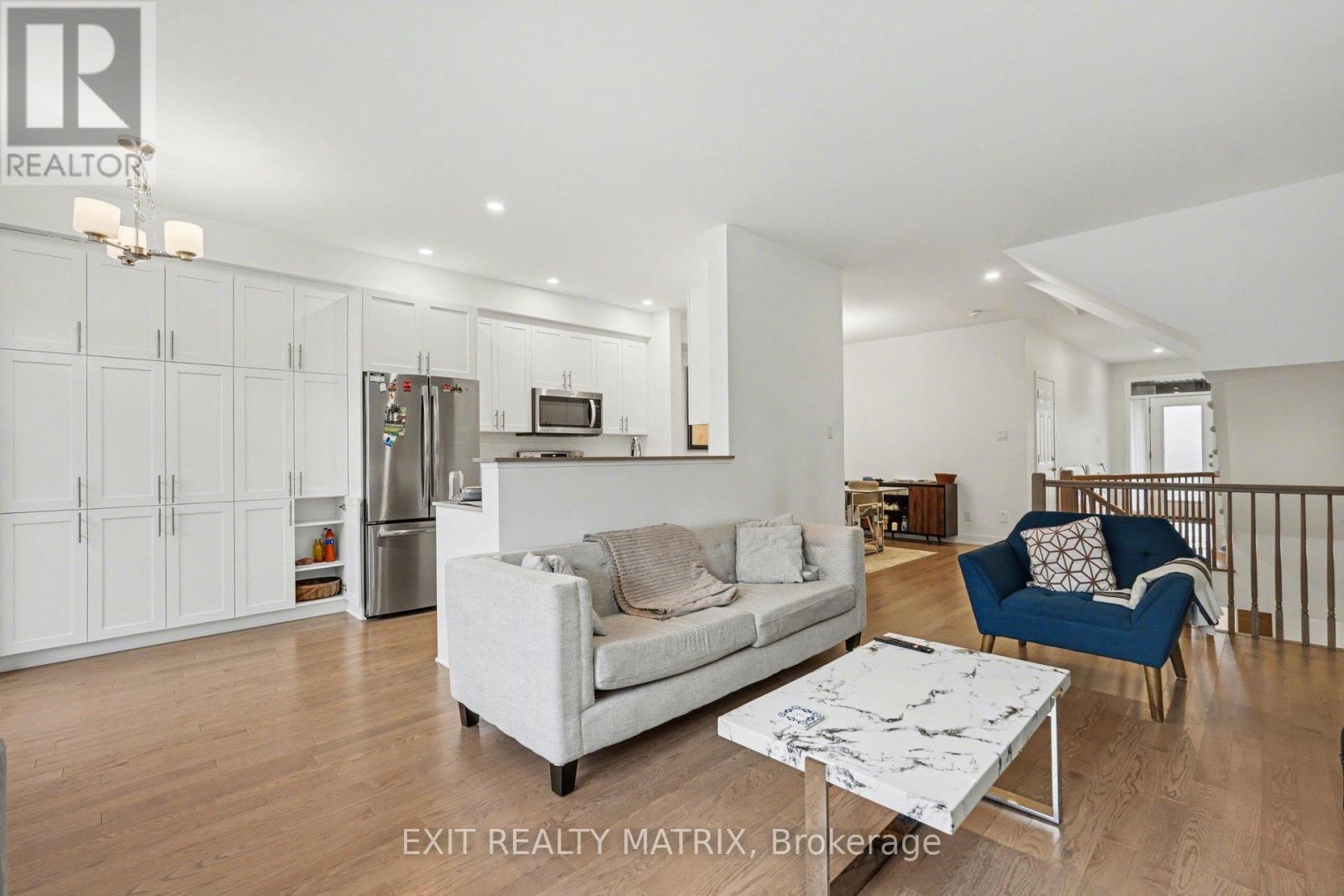 656 Putney Crescent W, Ottawa, Ontario  K2S 2N7 - Photo 15 - X13006052