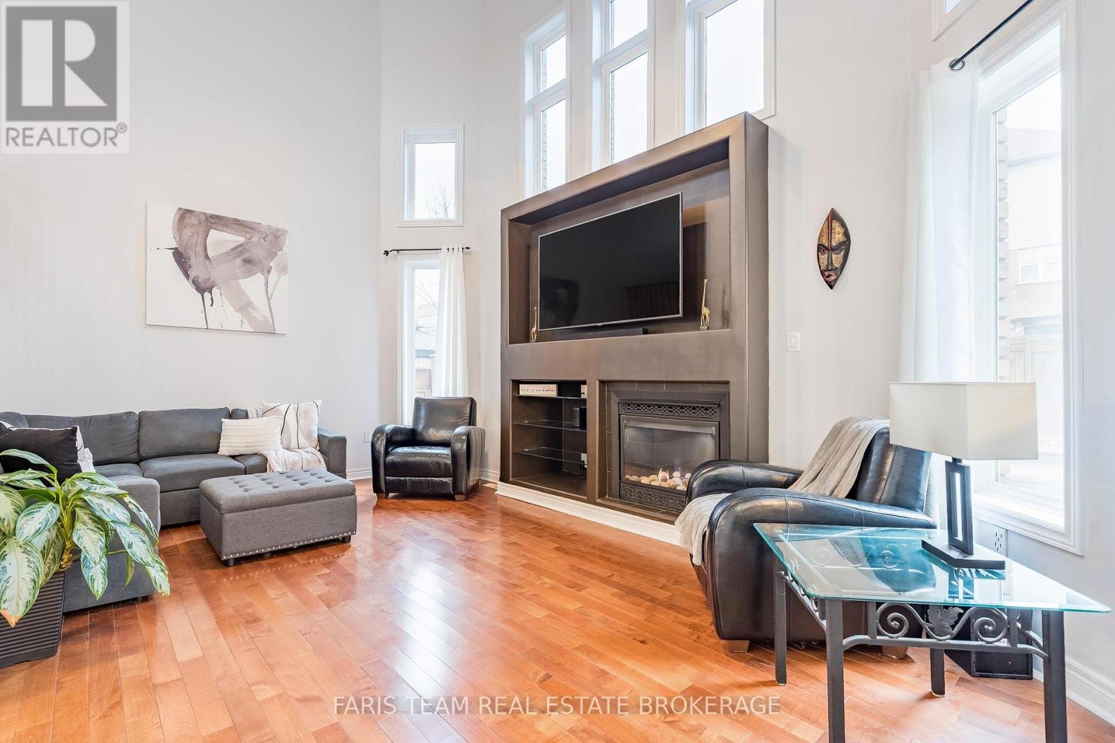 12 Kensington Trail, Barrie, Ontario  L4N 0K5 - Photo 13 - S13001670