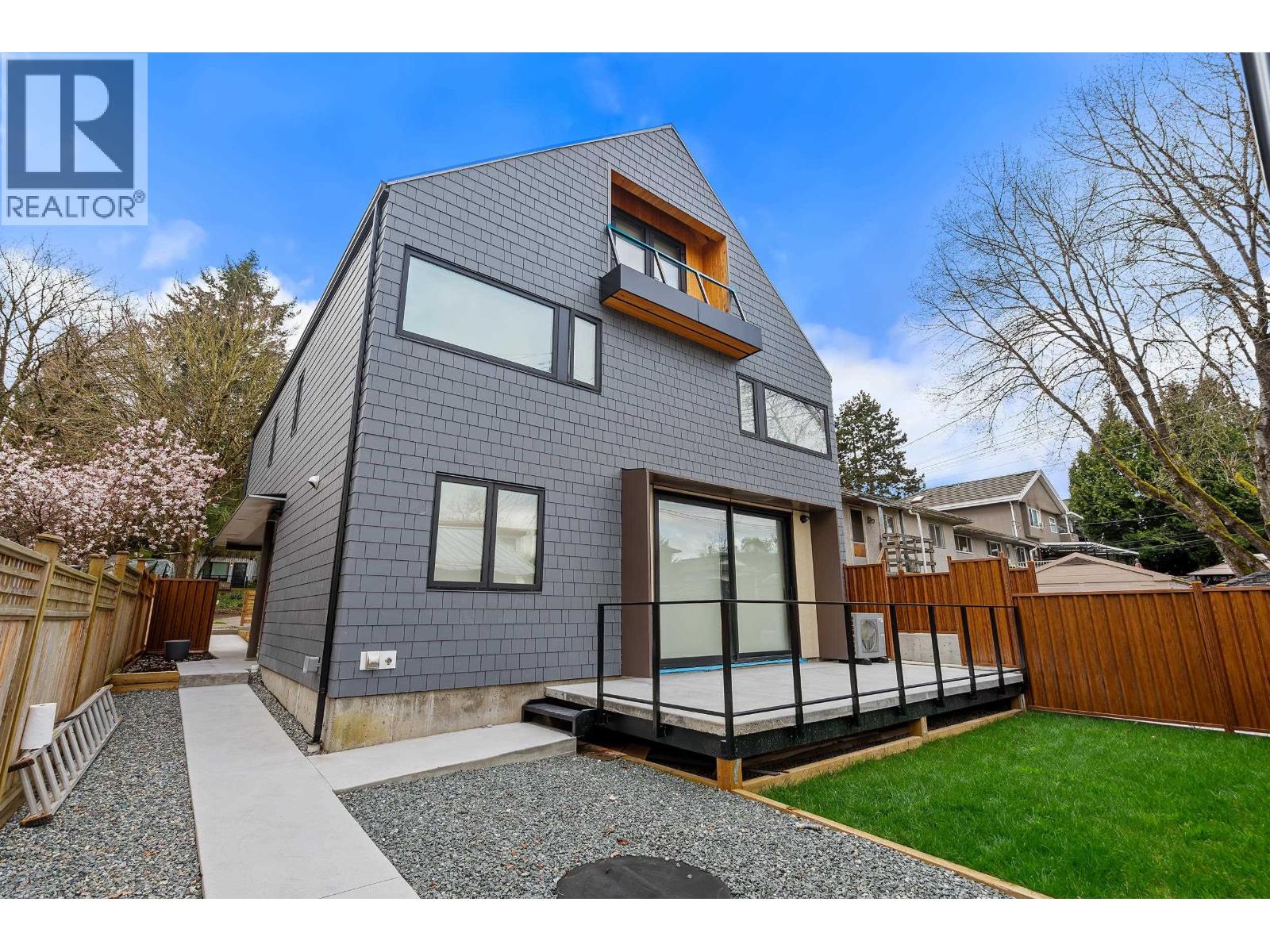 2 2091 E 20th Avenue, Vancouver, British Columbia  V5N 2L1 - Photo 15 - R3113239