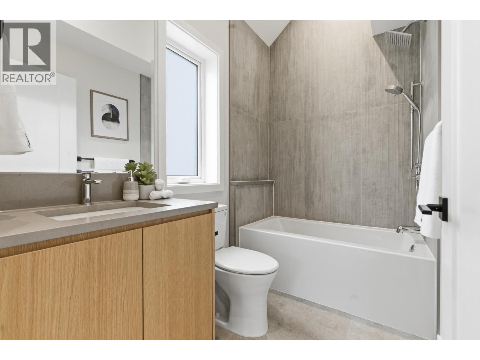 2 2091 E 20th Avenue, Vancouver, British Columbia  V5N 2L1 - Photo 19 - R3113239