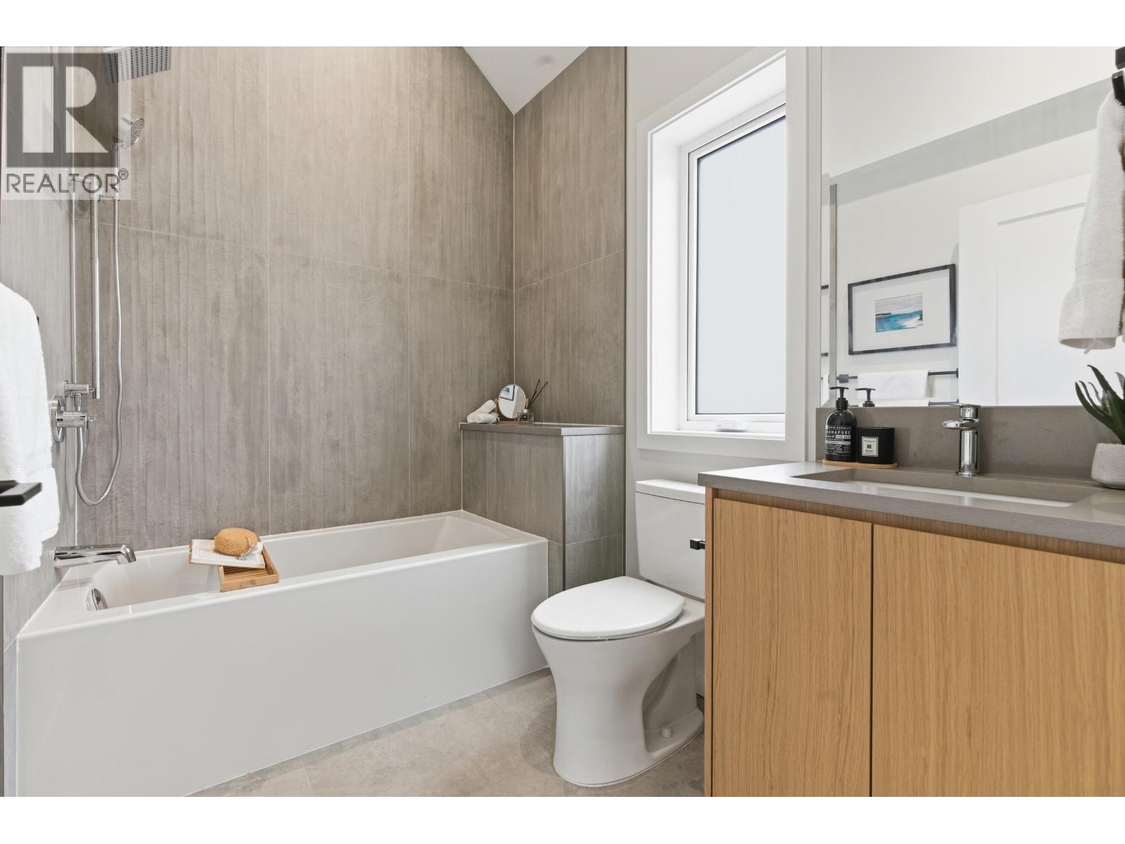 2 2091 E 20th Avenue, Vancouver, British Columbia  V5N 2L1 - Photo 23 - R3113239