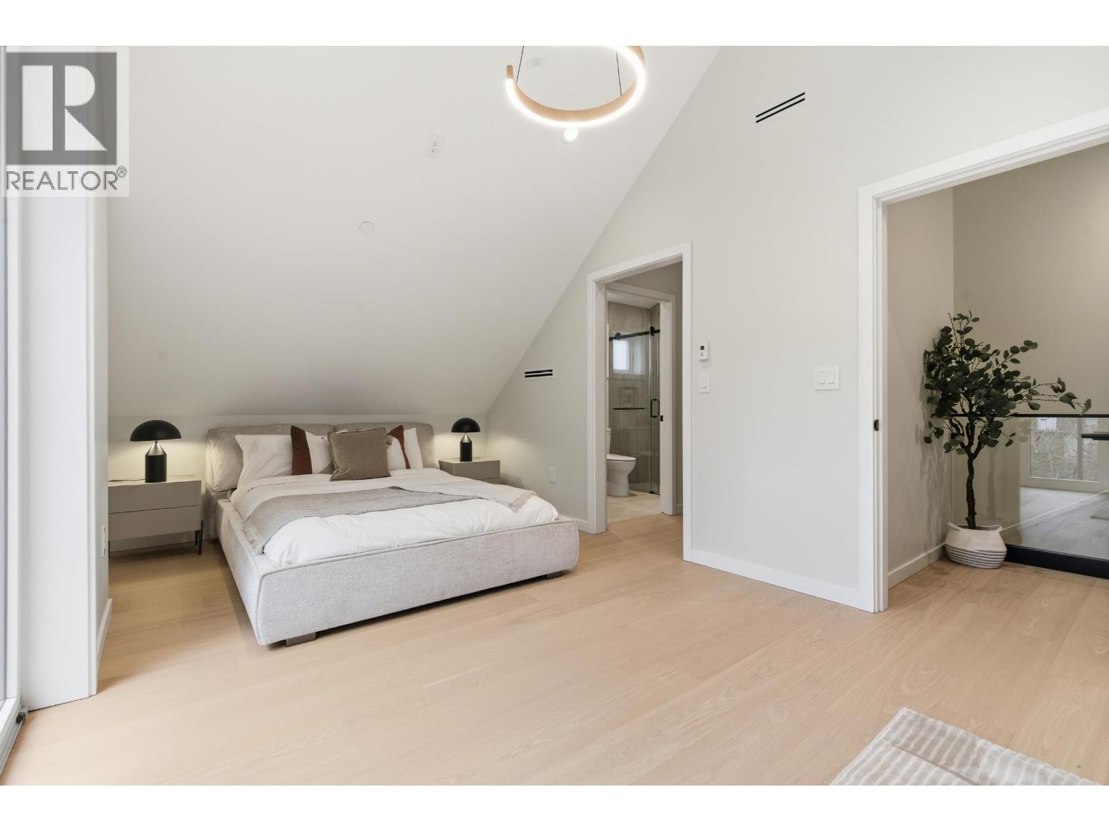 2 2091 E 20th Avenue, Vancouver, British Columbia  V5N 2L1 - Photo 31 - R3113239