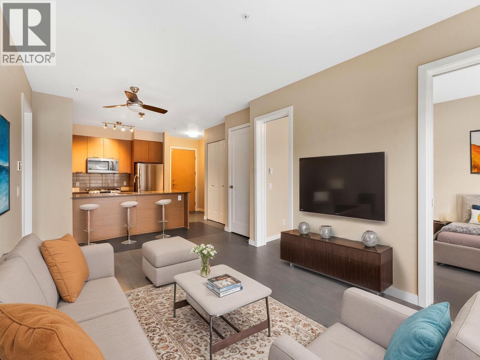 208 215 Brookes Street, New Westminster, British Columbia  V3M 0G5 - Photo 3 - R3113254