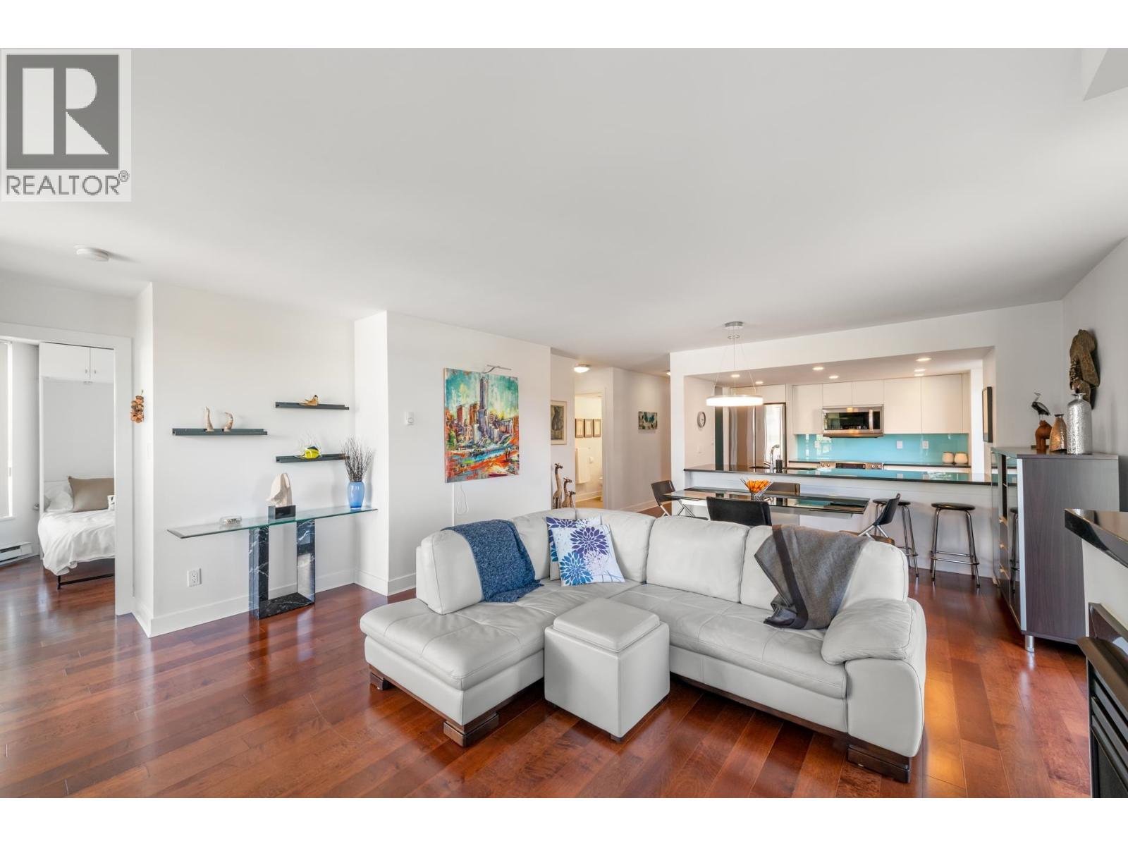 302 168 Chadwick Court, North Vancouver, British Columbia  V7M 3L4 - Photo 13 - R3113275