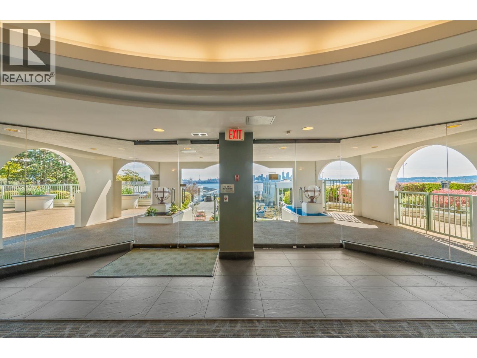 302 168 Chadwick Court, North Vancouver, British Columbia  V7M 3L4 - Photo 30 - R3113275