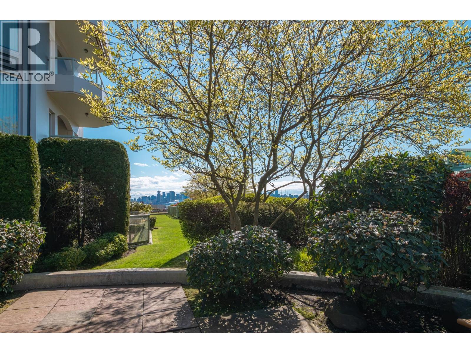 302 168 Chadwick Court, North Vancouver, British Columbia  V7M 3L4 - Photo 34 - R3113275