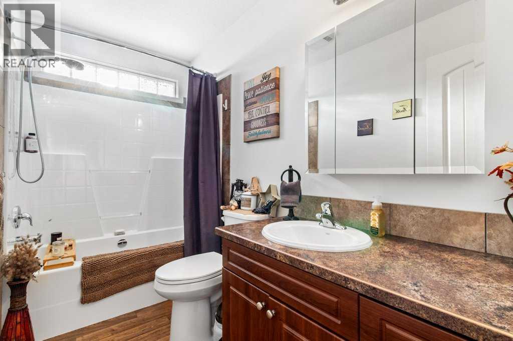 51 Phelan Close, Red Deer, Alberta  T4P 1J6 - Photo 14 - A2287784