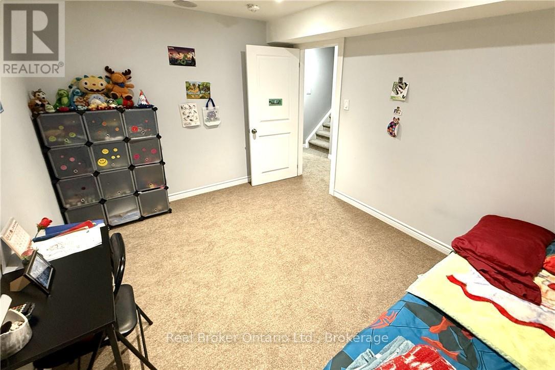 9 - 1 Chamberlain Avenue, Ingersoll, Ontario  N5C 0A3 - Photo 12 - X13020544