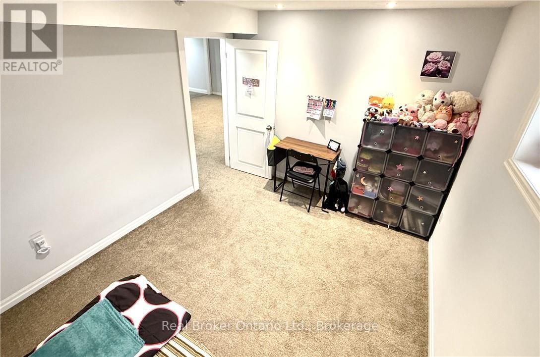 9 - 1 Chamberlain Avenue, Ingersoll, Ontario  N5C 0A3 - Photo 13 - X13020544