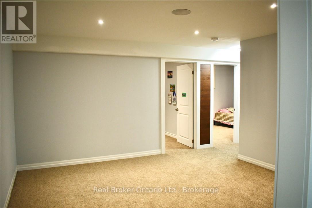 9 - 1 Chamberlain Avenue, Ingersoll, Ontario  N5C 0A3 - Photo 15 - X13020544