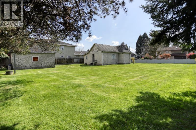 5211 Maple Road, Richmond, British Columbia  V7E 1G2 - Photo 15 - R3112980