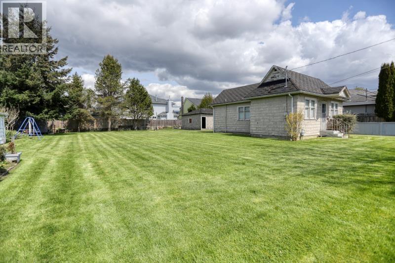 5211 Maple Road, Richmond, British Columbia  V7E 1G2 - Photo 17 - R3112980