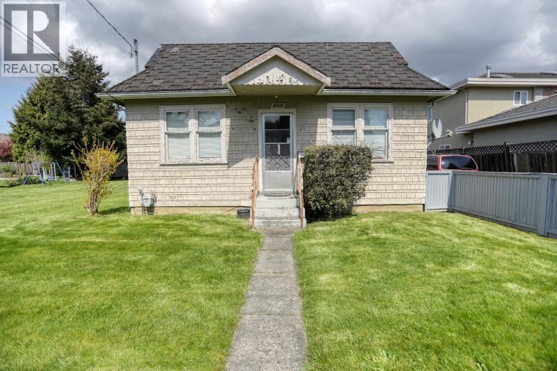 5211 Maple Road, Richmond, British Columbia  V7E 1G2 - Photo 4 - R3112980