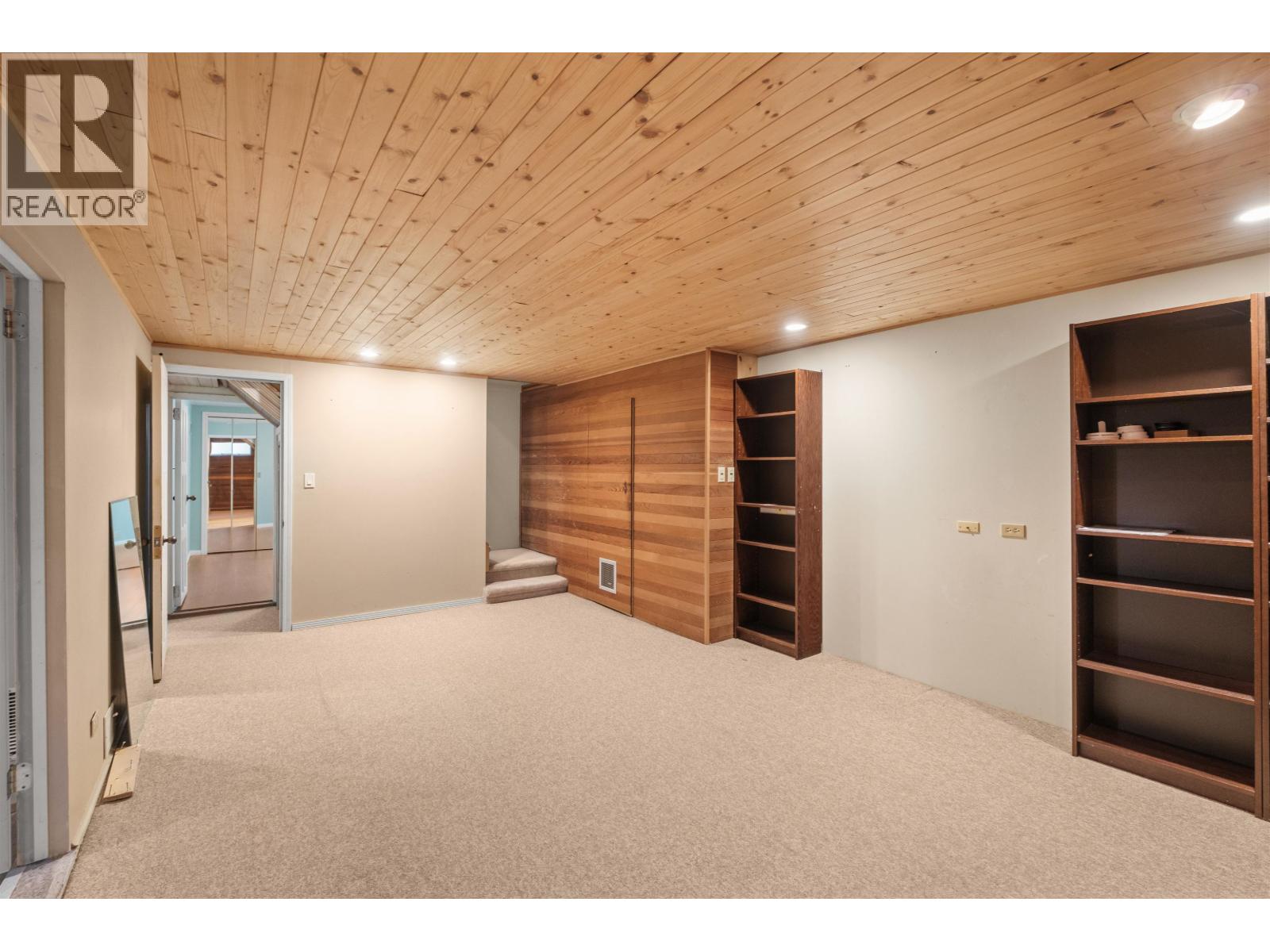 3894 Sunnycrest Drive, North Vancouver, British Columbia  V7R 3C8 - Photo 17 - R3113247