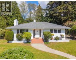 3894 SUNNYCREST DRIVE, North Vancouver, British Columbia