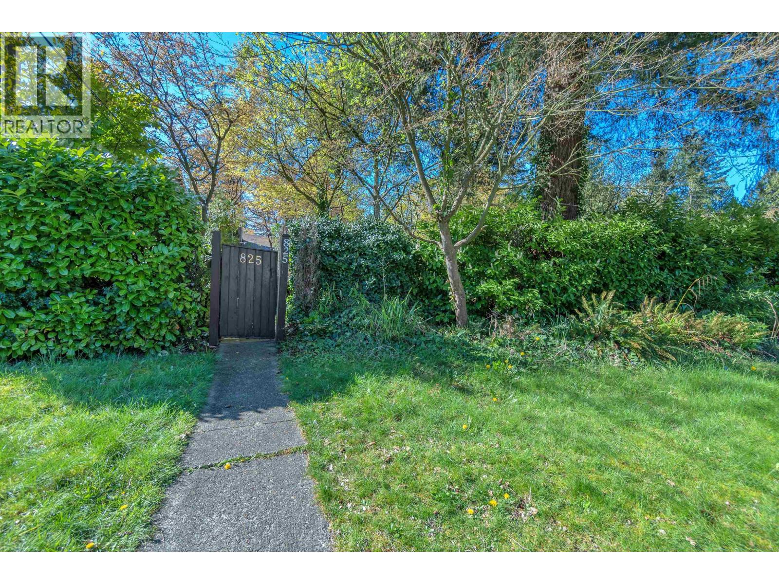 825 W 20th Street, North Vancouver, British Columbia  V7P 2B5 - Photo 22 - R3113276