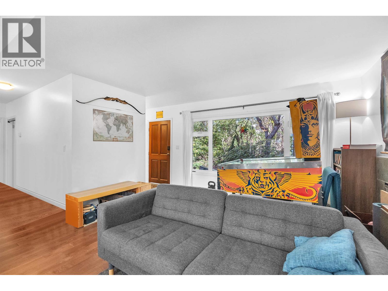 825 W 20th Street, North Vancouver, British Columbia  V7P 2B5 - Photo 7 - R3113276