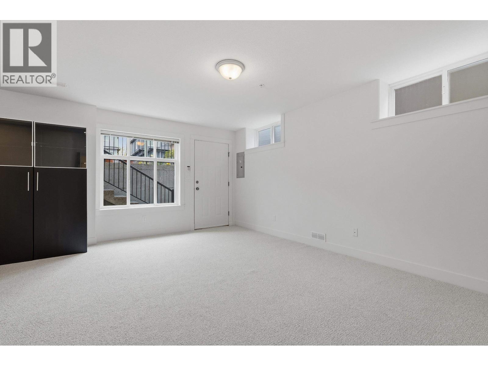 2761 E 53rd Avenue, Vancouver, British Columbia  V5S 1W3 - Photo 30 - R3113286