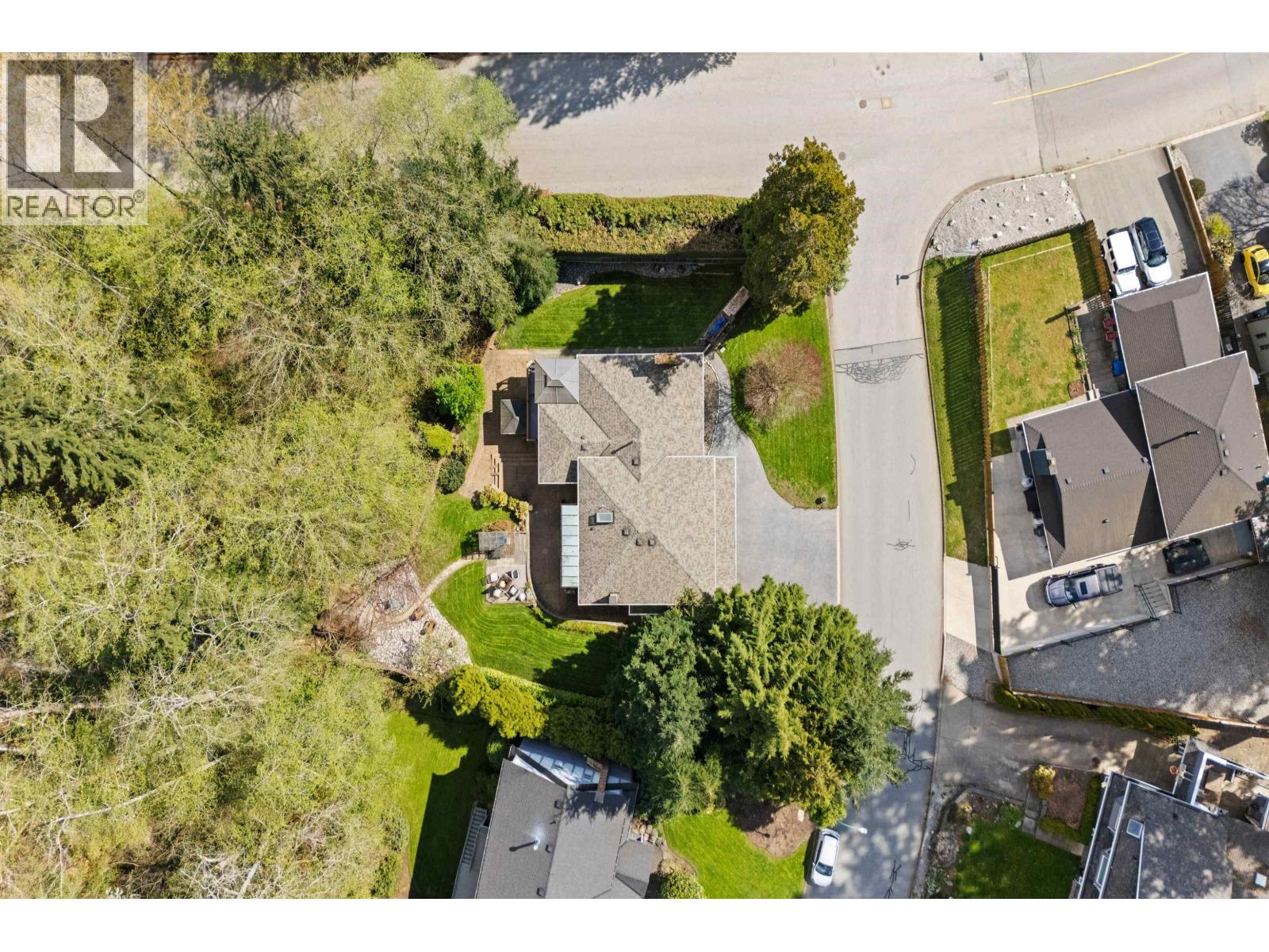 2760 Walpole Crescent, North Vancouver, British Columbia  V7H 2K7 - Photo 28 - R3113297