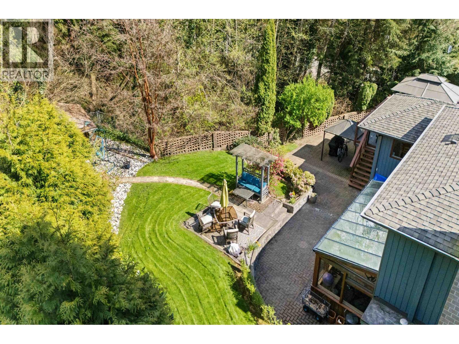 2760 Walpole Crescent, North Vancouver, British Columbia  V7H 2K7 - Photo 30 - R3113297