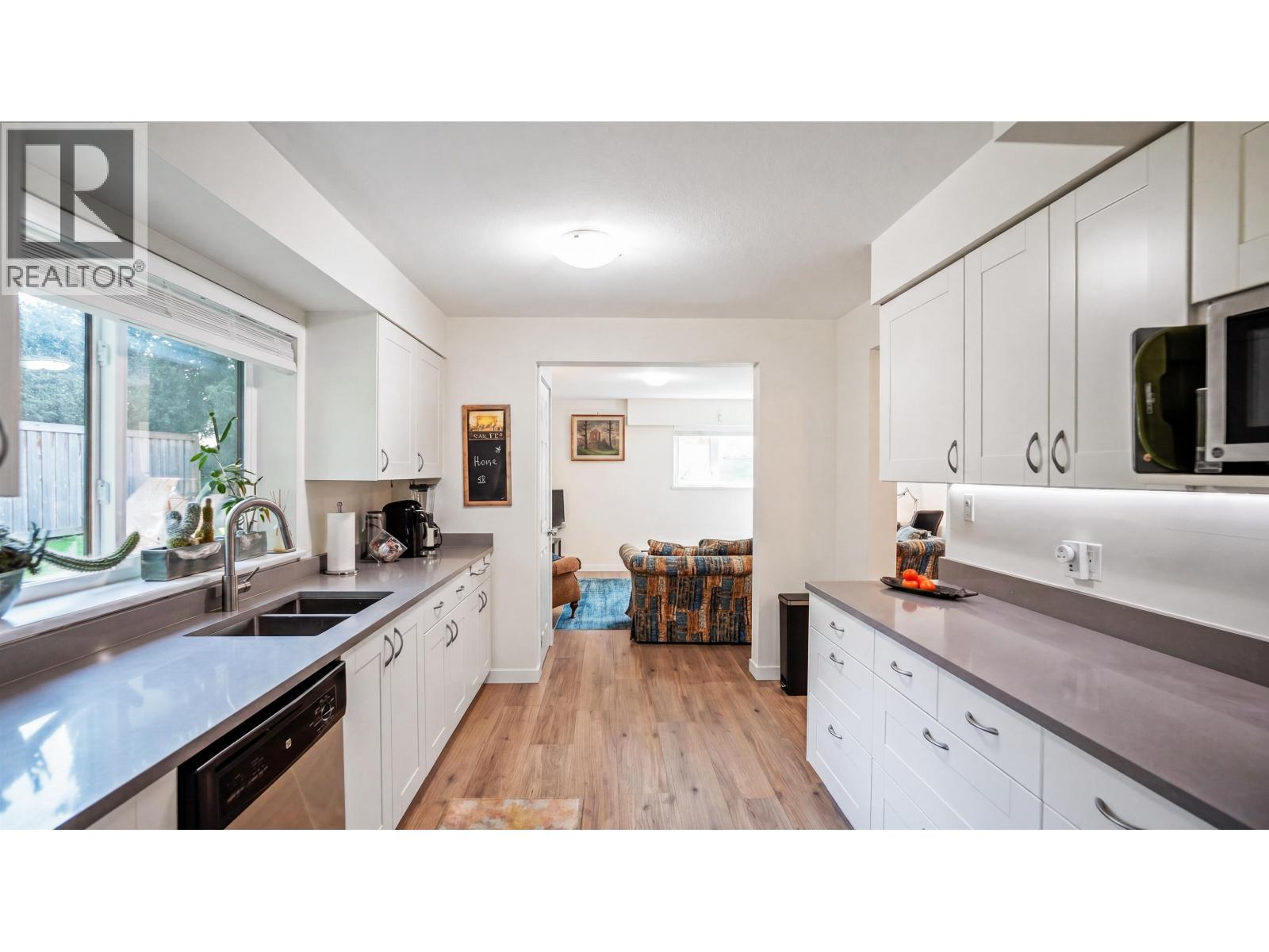 2760 Walpole Crescent, North Vancouver, British Columbia  V7H 2K7 - Photo 32 - R3113297