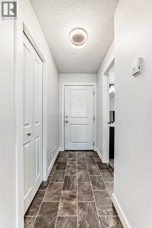 2411, 81 Legacy Boulevard Se, Calgary, Alberta  T2X 2B9 - Photo 5 - A2300002